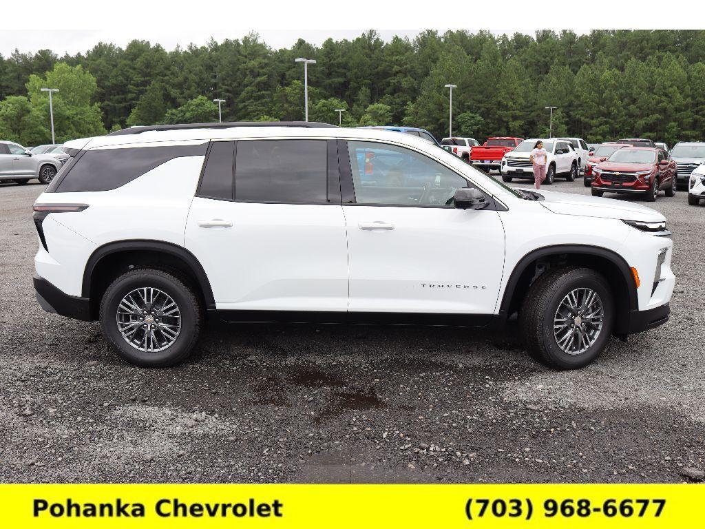new 2025 Chevrolet Traverse car, priced at $44,495