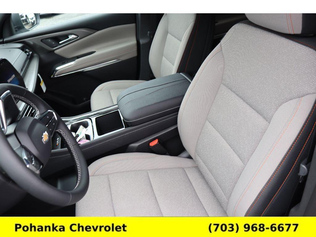 new 2025 Chevrolet Traverse car, priced at $44,495