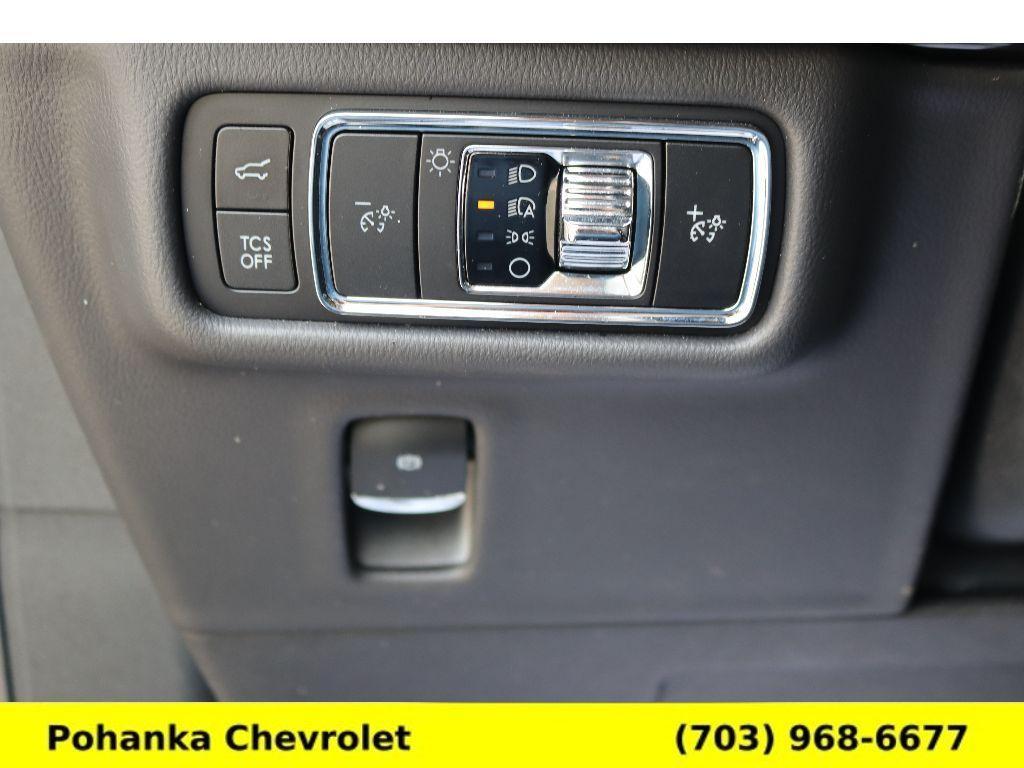 used 2023 Lincoln Nautilus car, priced at $34,537