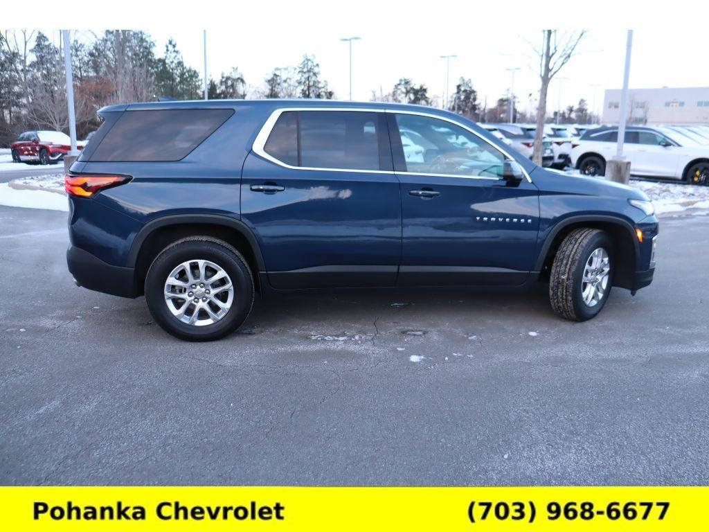 used 2022 Chevrolet Traverse car, priced at $28,811