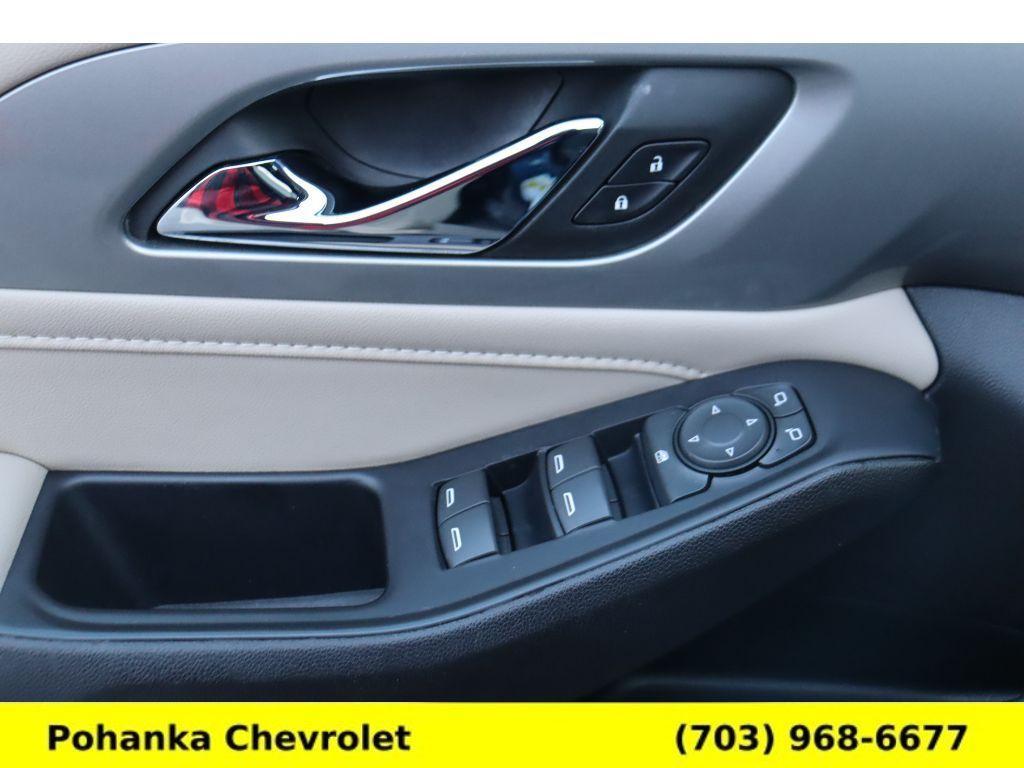 used 2022 Chevrolet Traverse car, priced at $28,811