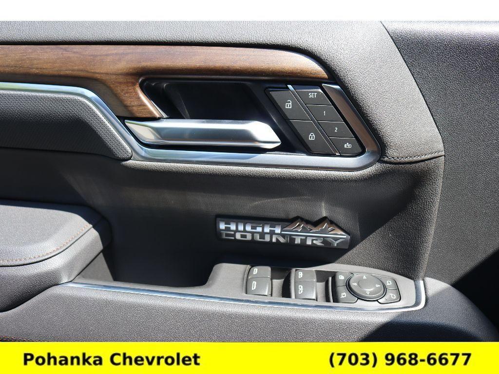 new 2025 Chevrolet Silverado 1500 car, priced at $69,990