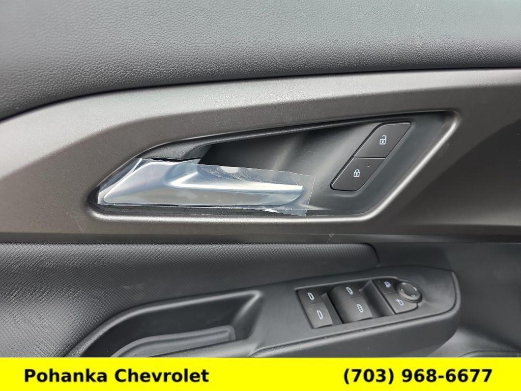 new 2025 Chevrolet Equinox EV car, priced at $35,715