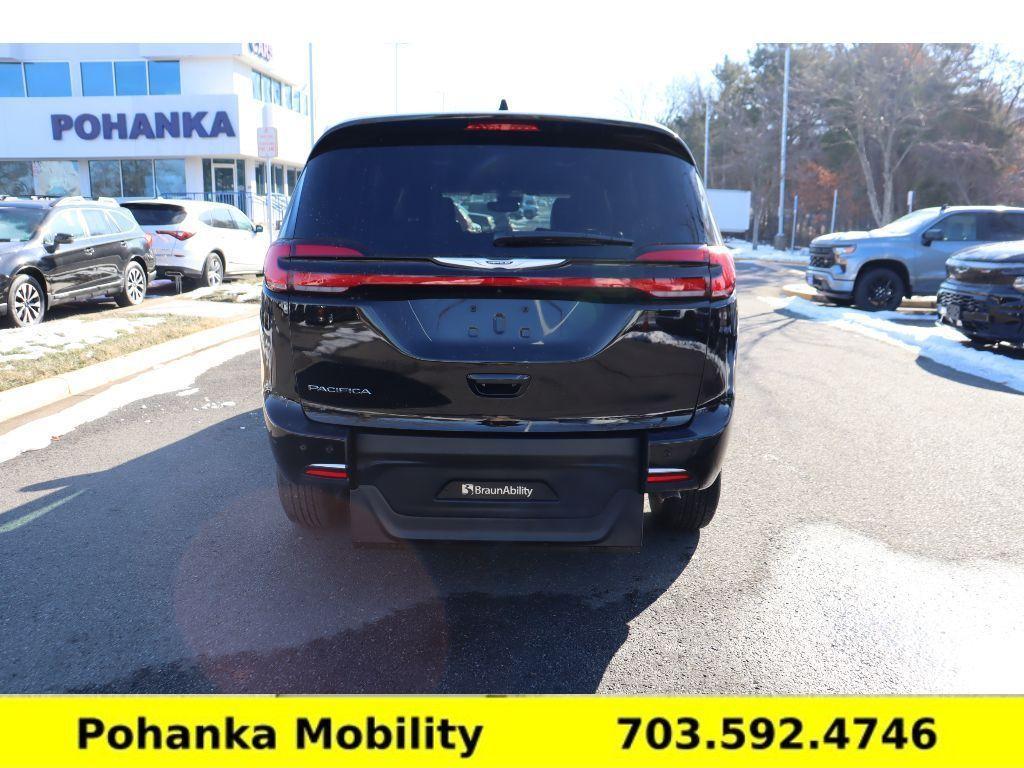 used 2025 Chrysler Pacifica car, priced at $69,975