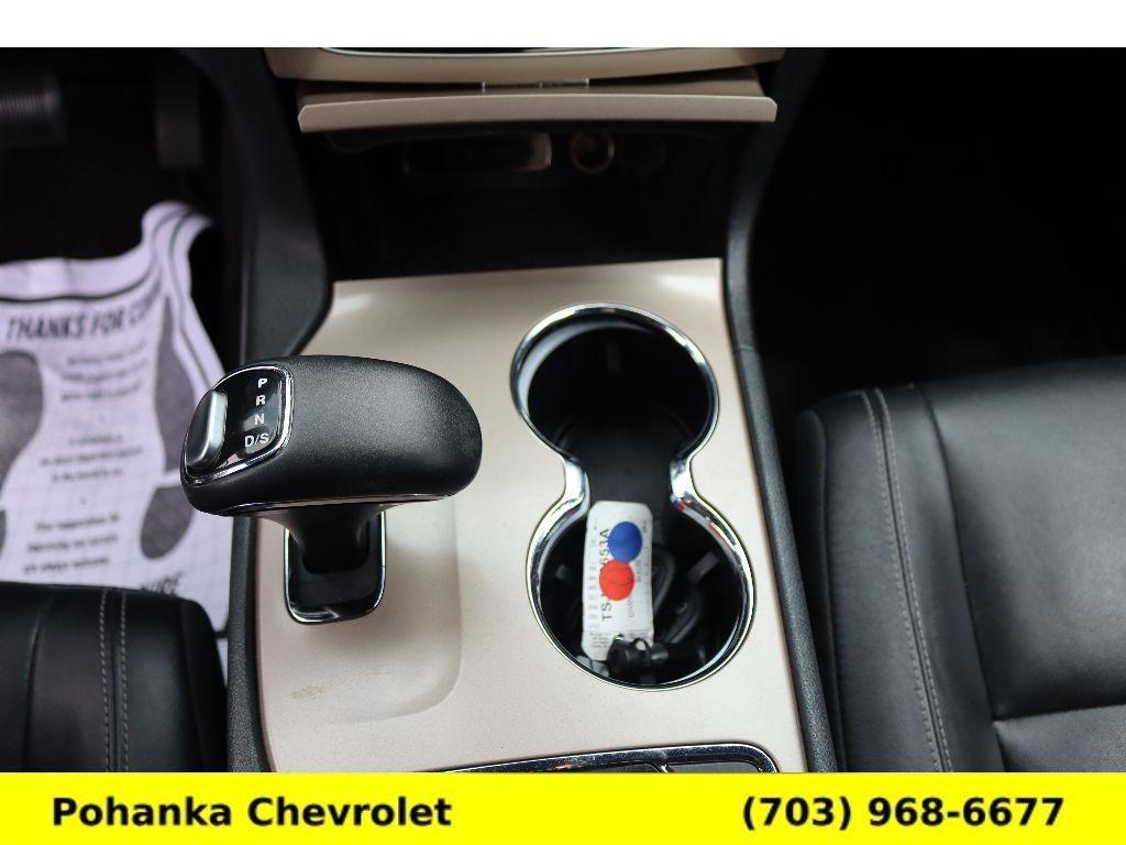 used 2015 Jeep Grand Cherokee car, priced at $11,494