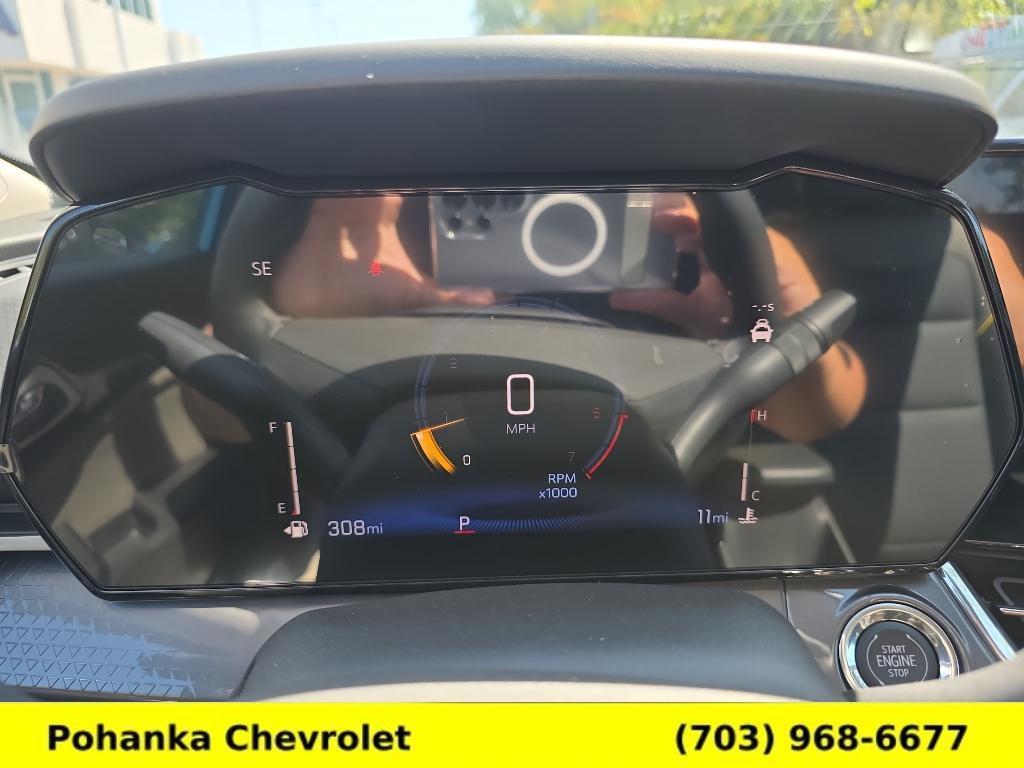 new 2025 Chevrolet Trax car, priced at $27,995