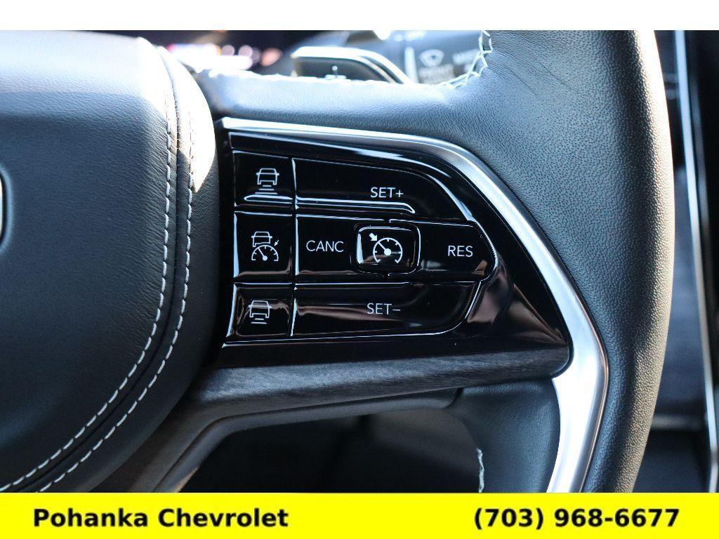 used 2022 Jeep Grand Cherokee car, priced at $37,899