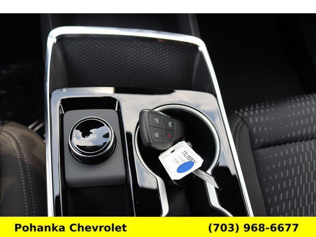 new 2026 Chevrolet Equinox car, priced at $30,902