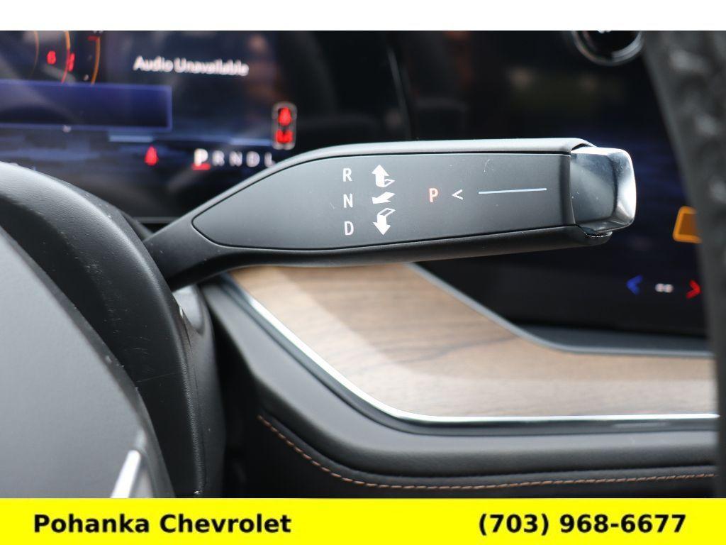 new 2025 Chevrolet Suburban car