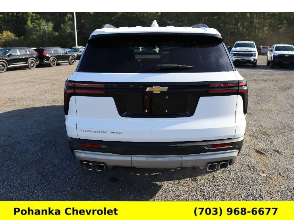 new 2026 Chevrolet Traverse car, priced at $42,995