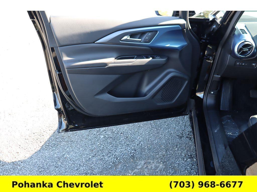 new 2025 Chevrolet Equinox EV car, priced at $42,295