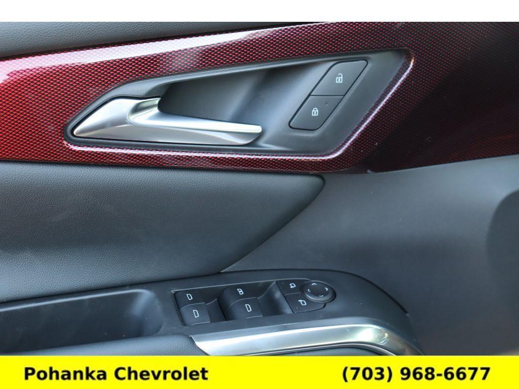 new 2025 Chevrolet Traverse car