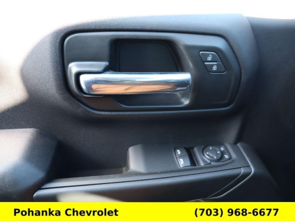 new 2025 Chevrolet Silverado 1500 car, priced at $40,995
