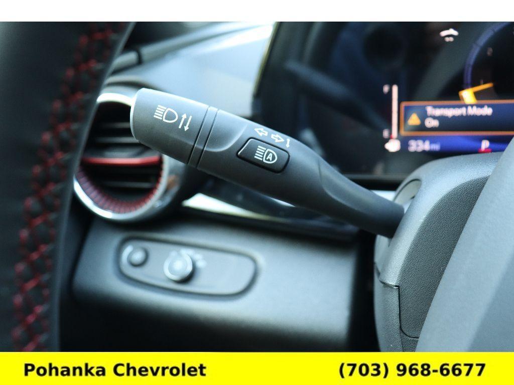 new 2025 Chevrolet Trax car, priced at $27,307