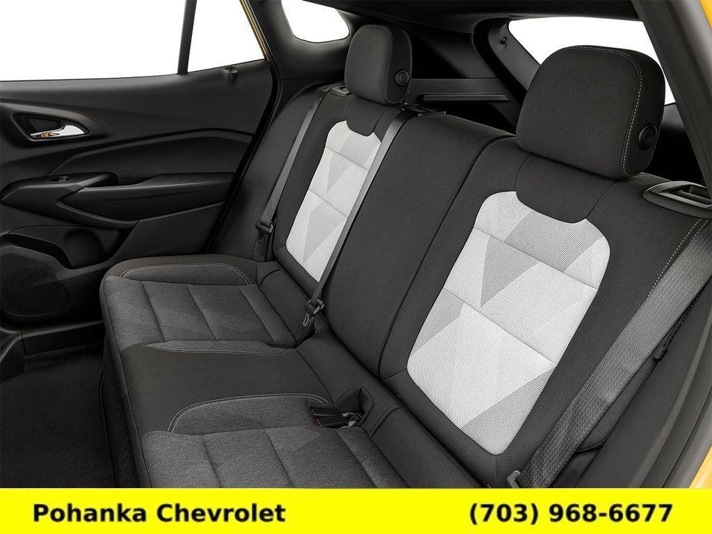 new 2025 Chevrolet Trax car