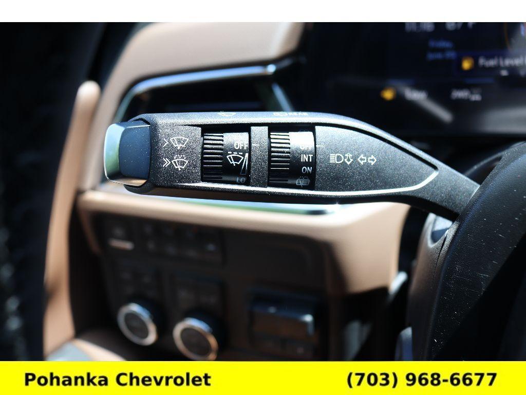 new 2025 Chevrolet Suburban car