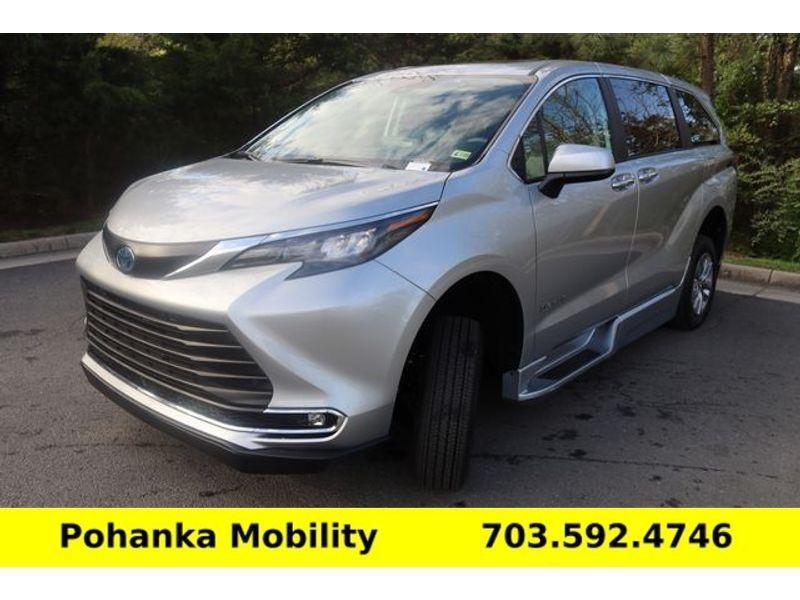 used 2024 Toyota Sienna car, priced at $85,990