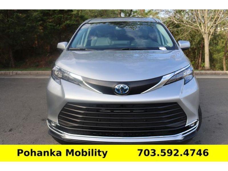 used 2024 Toyota Sienna car, priced at $85,990