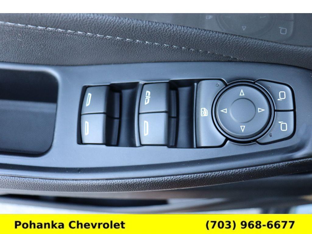 used 2023 Chevrolet Traverse car, priced at $32,810