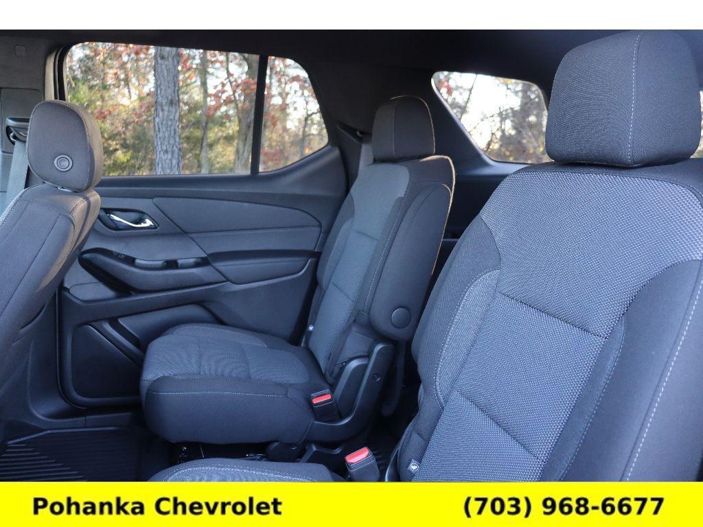 used 2023 Chevrolet Traverse car, priced at $32,810