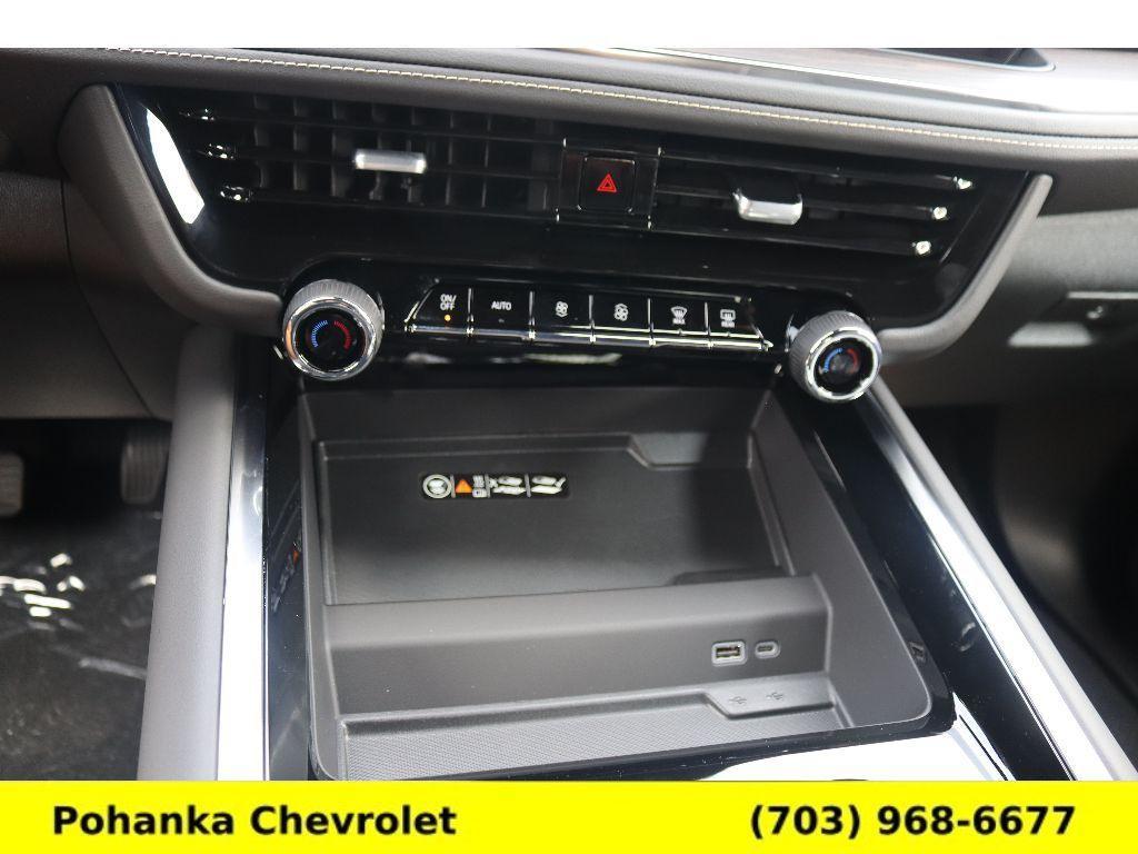 new 2025 Chevrolet Suburban car, priced at $79,795