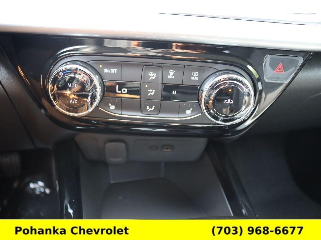 new 2025 Chevrolet Trax car, priced at $24,525