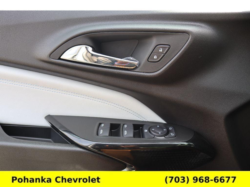 new 2025 Chevrolet Trax car, priced at $24,525