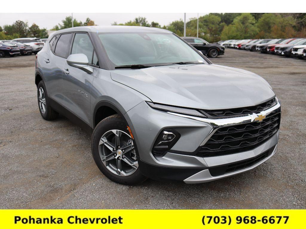 new 2025 Chevrolet Blazer car, priced at $38,167