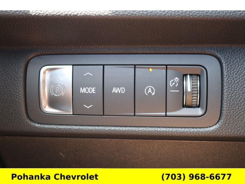 new 2025 Chevrolet Traverse car, priced at $44,712