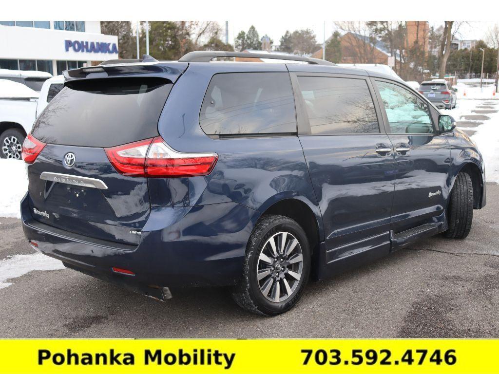 used 2018 Toyota Sienna car, priced at $39,999