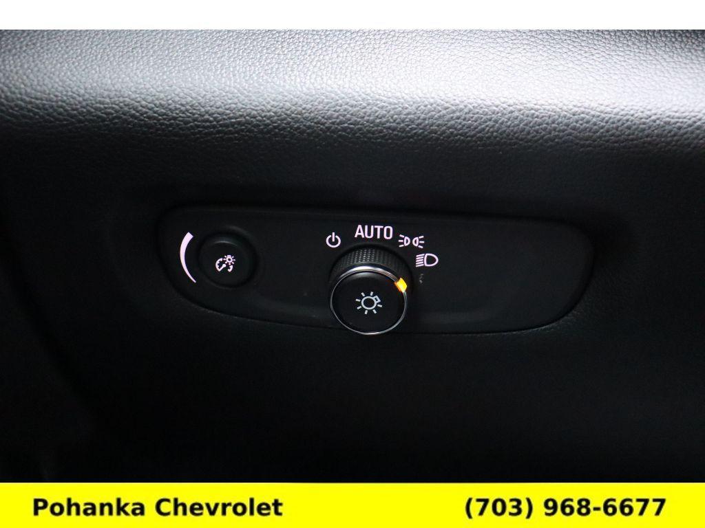 used 2023 Chevrolet Traverse car, priced at $35,555