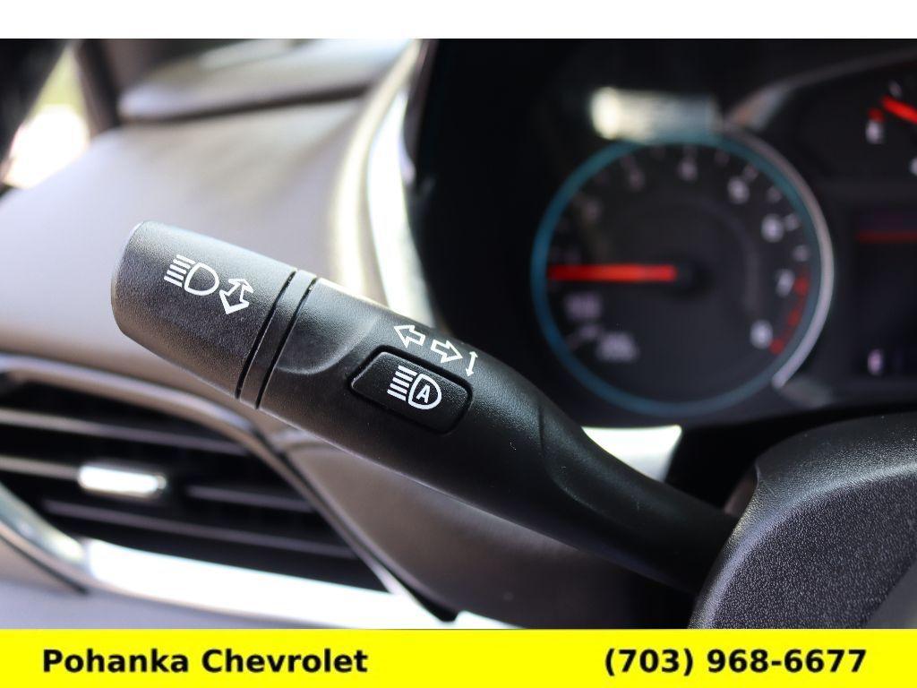 used 2022 Chevrolet Traverse car, priced at $31,903