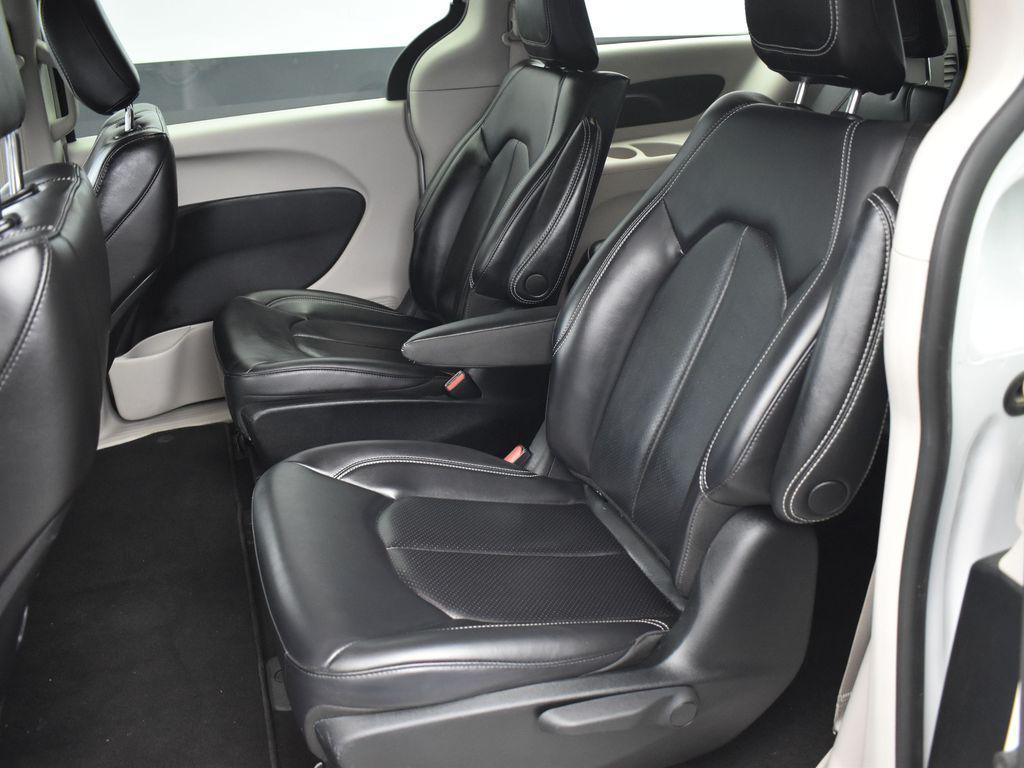 used 2023 Chrysler Pacifica Hybrid car, priced at $27,477
