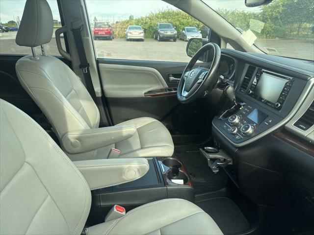 used 2020 Toyota Sienna car, priced at $39,386