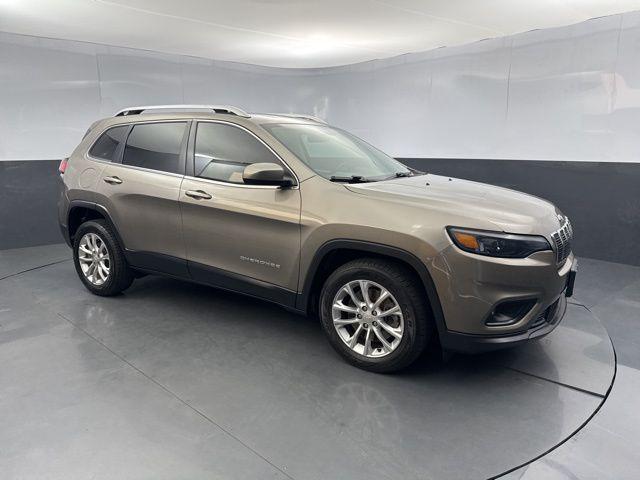 used 2019 Jeep Cherokee car, priced at $10,999