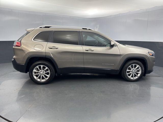 used 2019 Jeep Cherokee car, priced at $10,999
