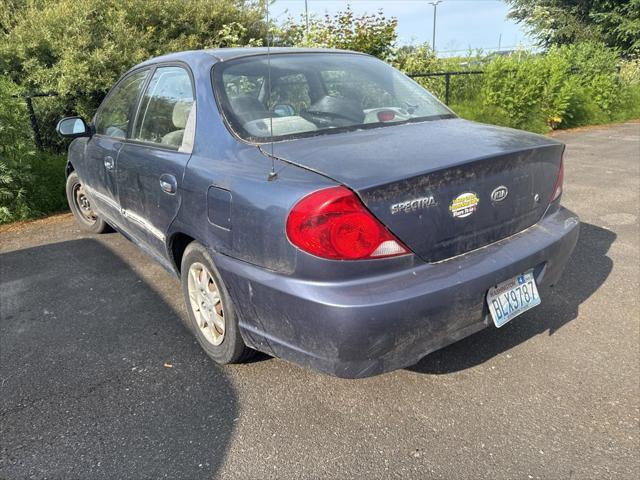 used 2003 Kia Spectra car