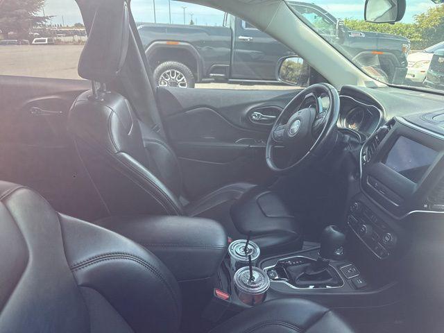 used 2020 Jeep Cherokee car, priced at $20,477