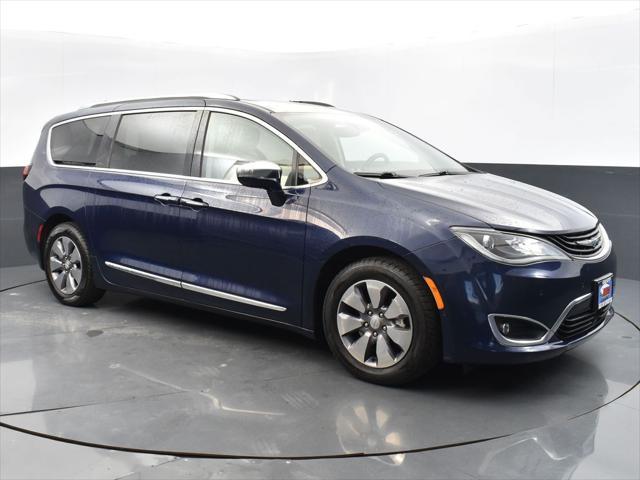 used 2018 Chrysler Pacifica Hybrid car, priced at $27,493