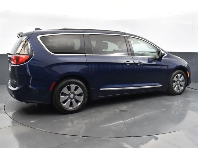 used 2018 Chrysler Pacifica Hybrid car, priced at $27,493