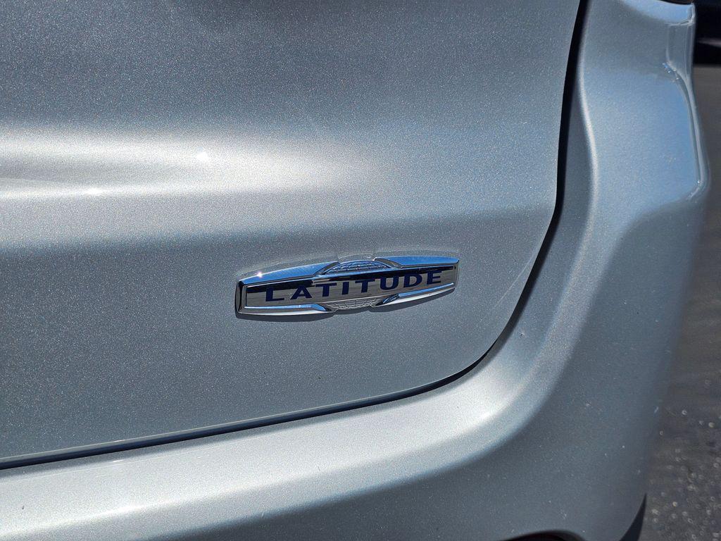 used 2024 Jeep Compass car, priced at $22,999