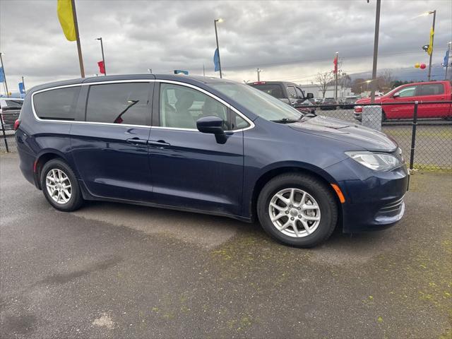 used 2018 Chrysler Pacifica car