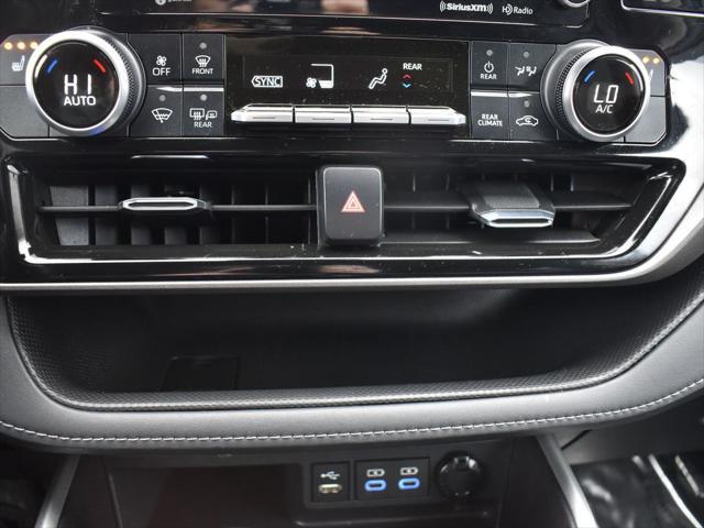 used 2022 Toyota Highlander car, priced at $38,434