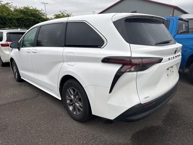 used 2023 Toyota Sienna car, priced at $43,895