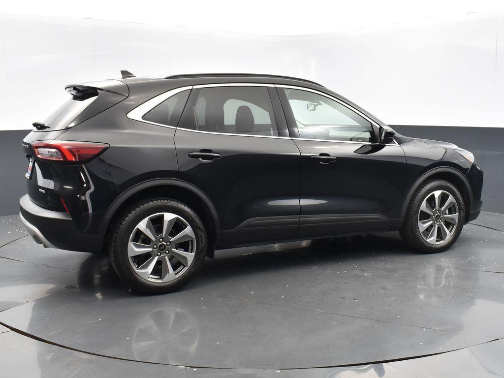 used 2023 Ford Escape car, priced at $25,450