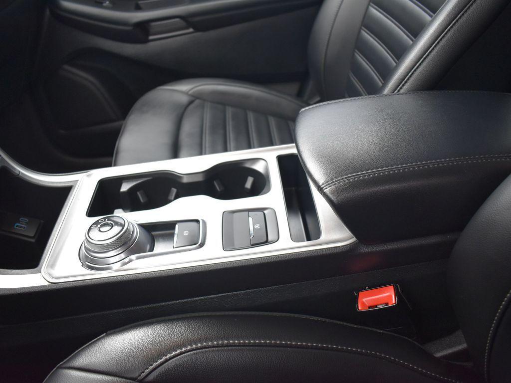 used 2024 Ford Edge car, priced at $22,777