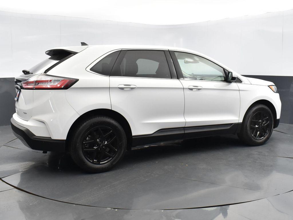 used 2024 Ford Edge car, priced at $22,777