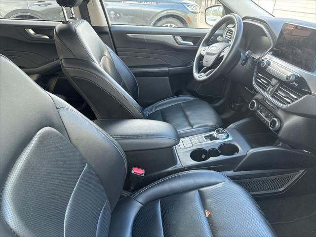 used 2022 Ford Escape car, priced at $25,777