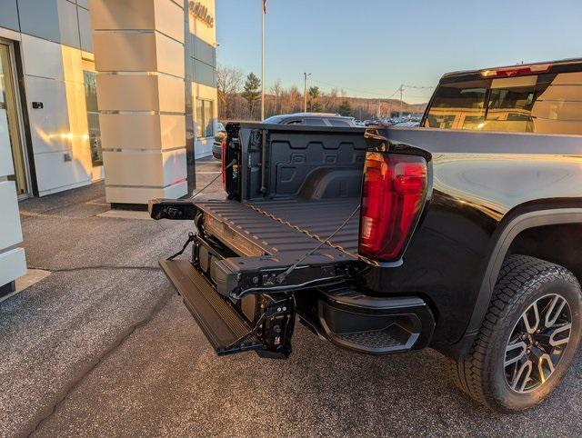 new 2025 GMC Sierra 1500 car, priced at $73,055