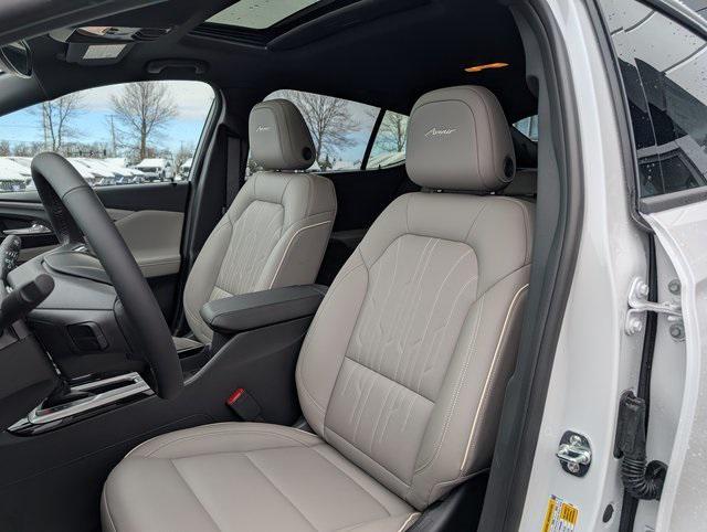 new 2025 Buick Envista car, priced at $31,385
